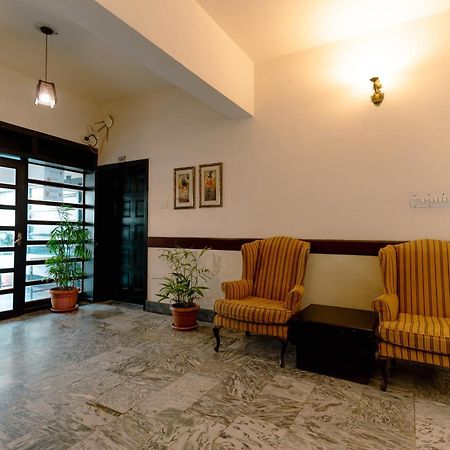 Vip House Hotel Пешавар Екстериор снимка